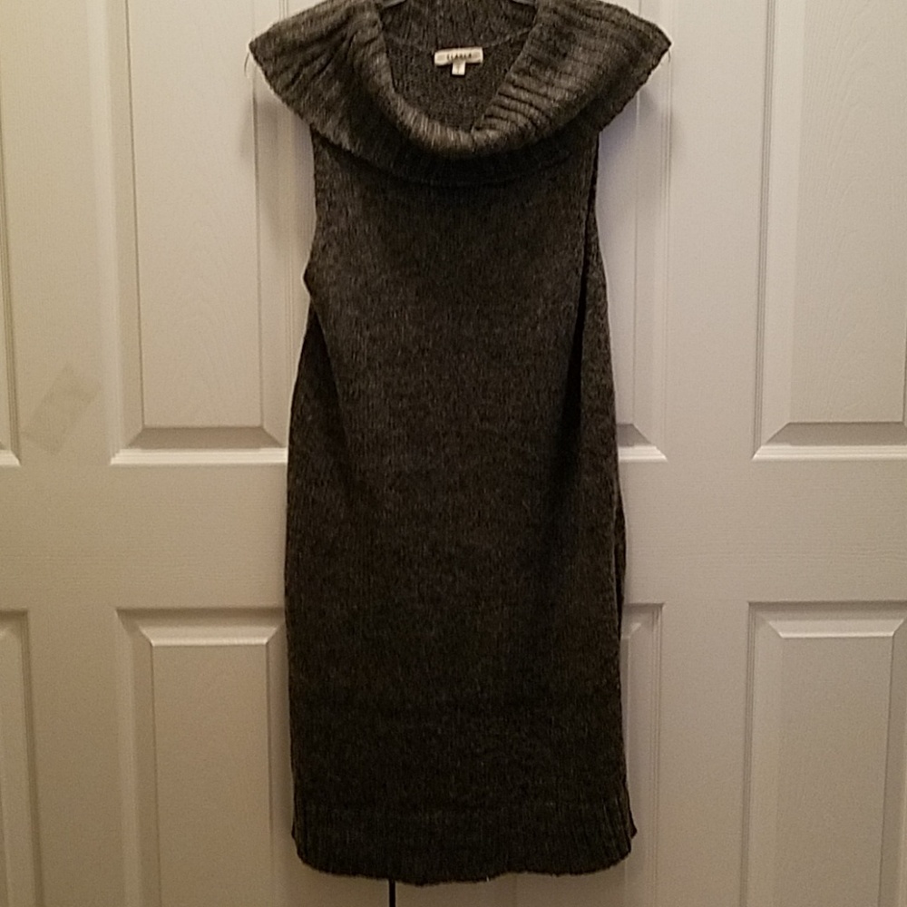 Turtleneck sleeveless mini dress/tunic